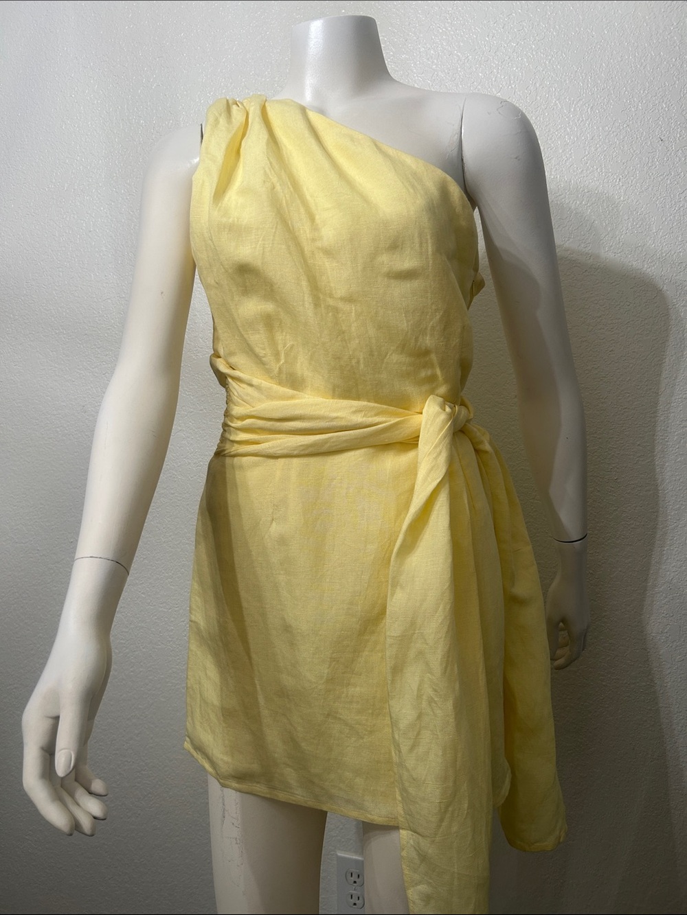 French Connection - Birdie Linen Shoulder Tie Dress